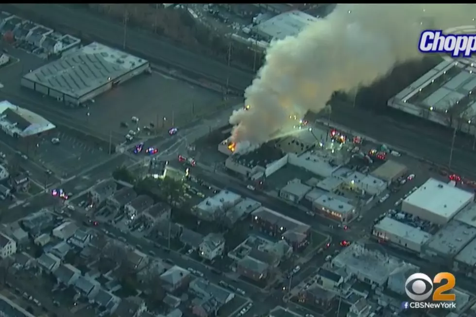 Fire burns Linden, NJ ShopRite food preparation warehouse